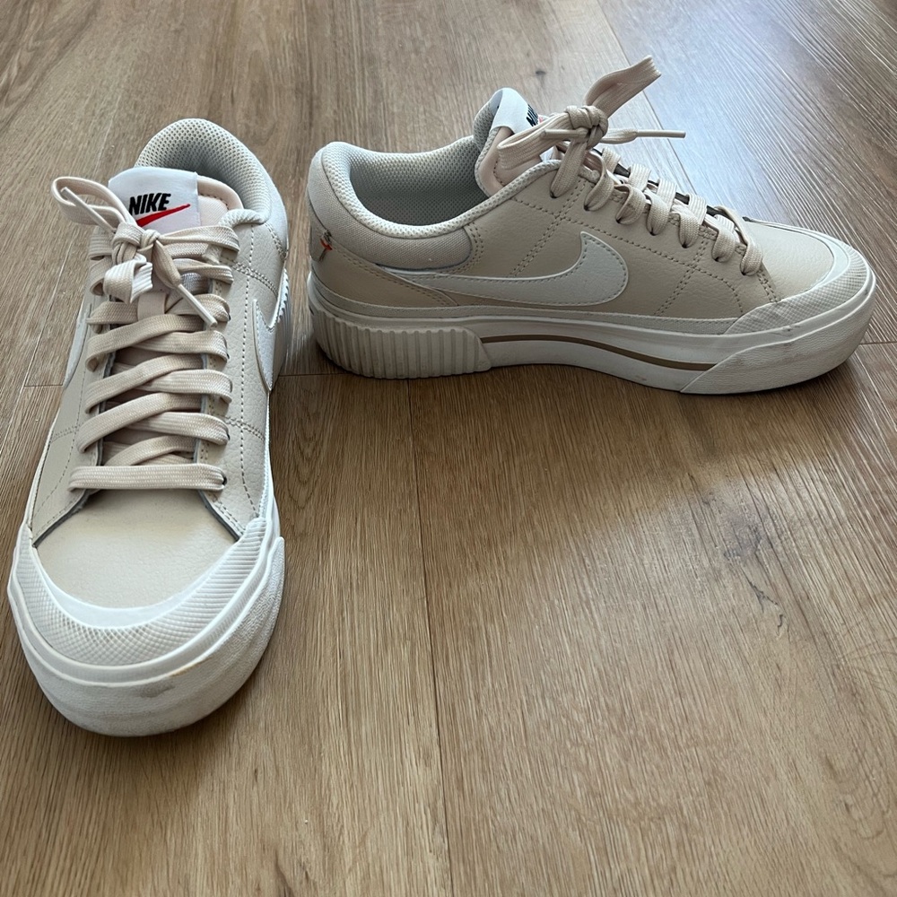 NIKE court legacy lift sneakers